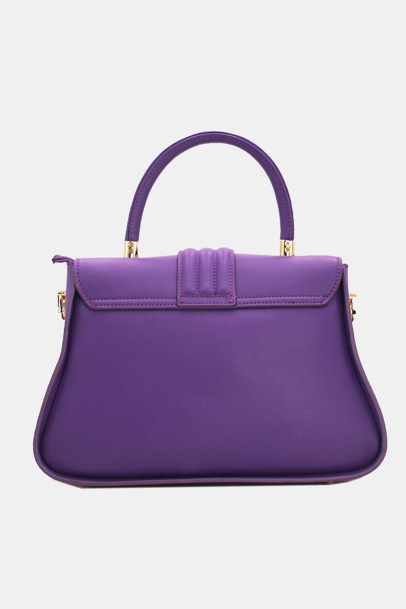 👜 Sac à main noir élégant – Fermoir doré