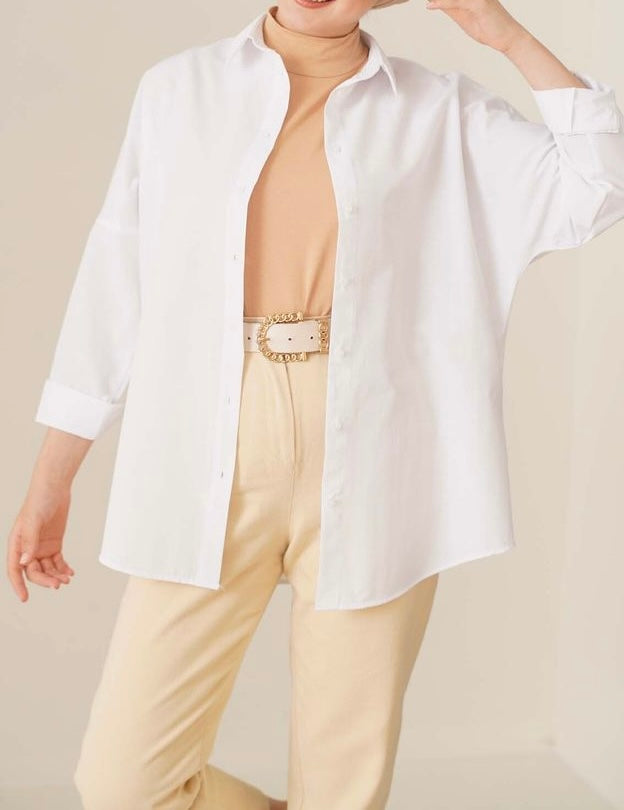 Chemise femme fluide à coupe moderne